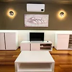 Luxury - T1 Vue Sur Piscine - Da Luz