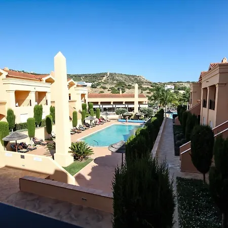 Luxury - T1 Vue Sur Piscine - Da Luz